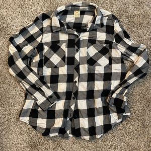 Size medium. Faded glory button up plaid shirt. Gently used